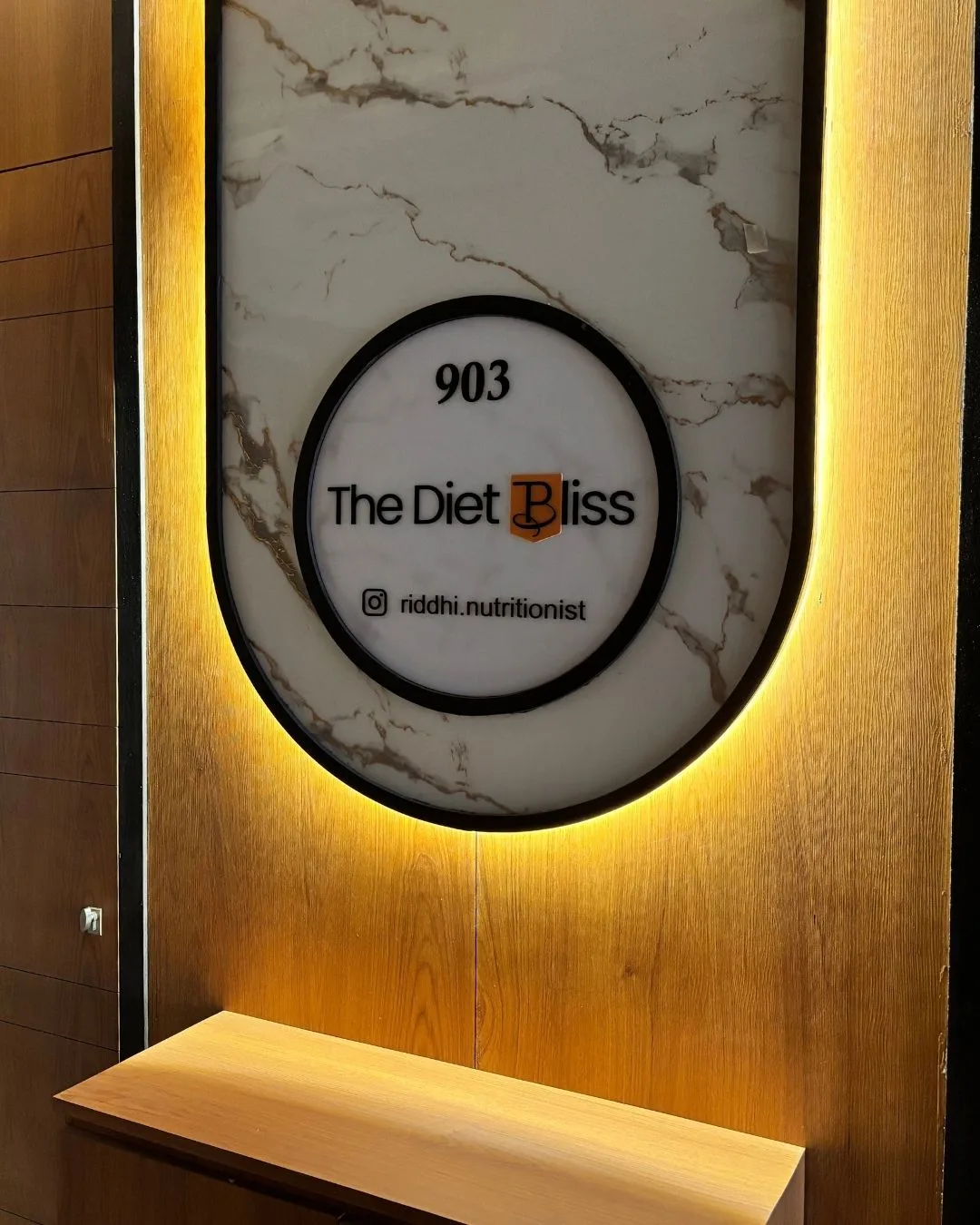 The Diet Bliss clinic signage at door 903